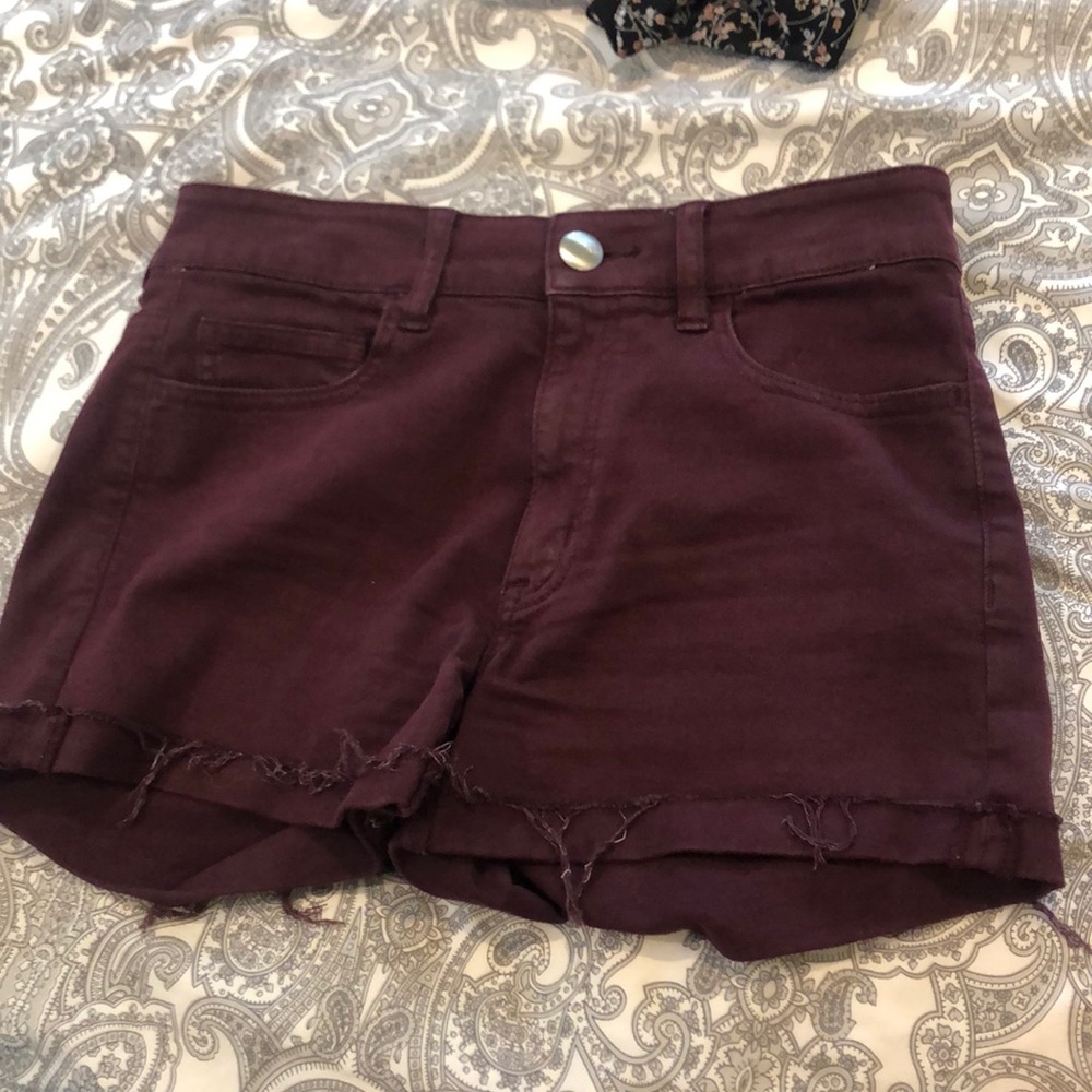 American Eagle burgundy shorts